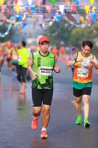 BIB: 4214
                            <button type="button" onclick="openModal(9926963)" class="btn btn-primary btn-sm float-right btn-popup" data-toggle="modal" data-target=".modal-high-quality">
                        <i class="fas fa-shopping-cart"></i> Add to Cart
                    </button>
                                            <button type="button" onclick="isThisMe(9926963, true)" class="btn btn-success btn-sm float-right btn-popup btn-isme hidden" data-toggle="tooltip" data-placement="bottom" title="นี่คือรูปของคุณใช่ไหม คลิกที่นี่เพื่อเอาเข้าอัลบั้ม">
                        <i class="fas fa-plus"></i> Add to album
                    </button>
                    <button type="button" onclick="isThisMe(9926963, false)" class="btn btn-warning btn-sm float-right btn-popup btn-isnotme hidden">
                        <i class="fas fa-ban"></i> Remove from album
                    </button>
